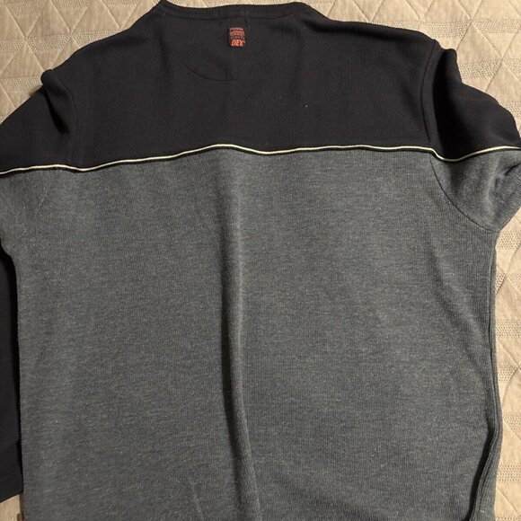 Dex Long Sleeve Lightweight Sweater - Large - Picture 3 of 4